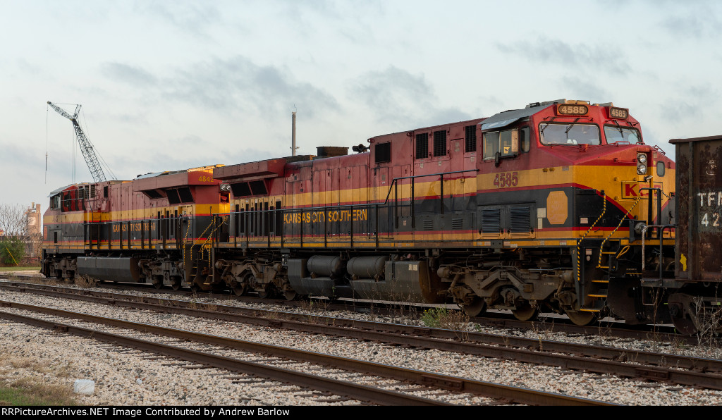 KCS GEs at the Port of Corpus Christi